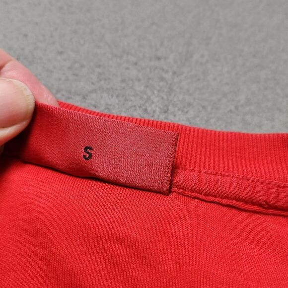 Hugo Boss Red Modern and Stylish Hugo Boss shirt size Small Dicago - Picture 6 of 9